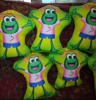 Bella Frog Read Buddyz - Small (15in)